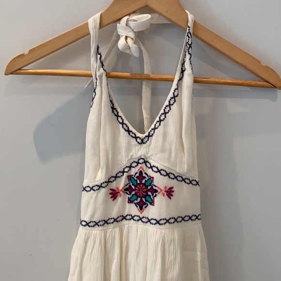 Hollister XS halter off white sundress - Picture 2 of 7